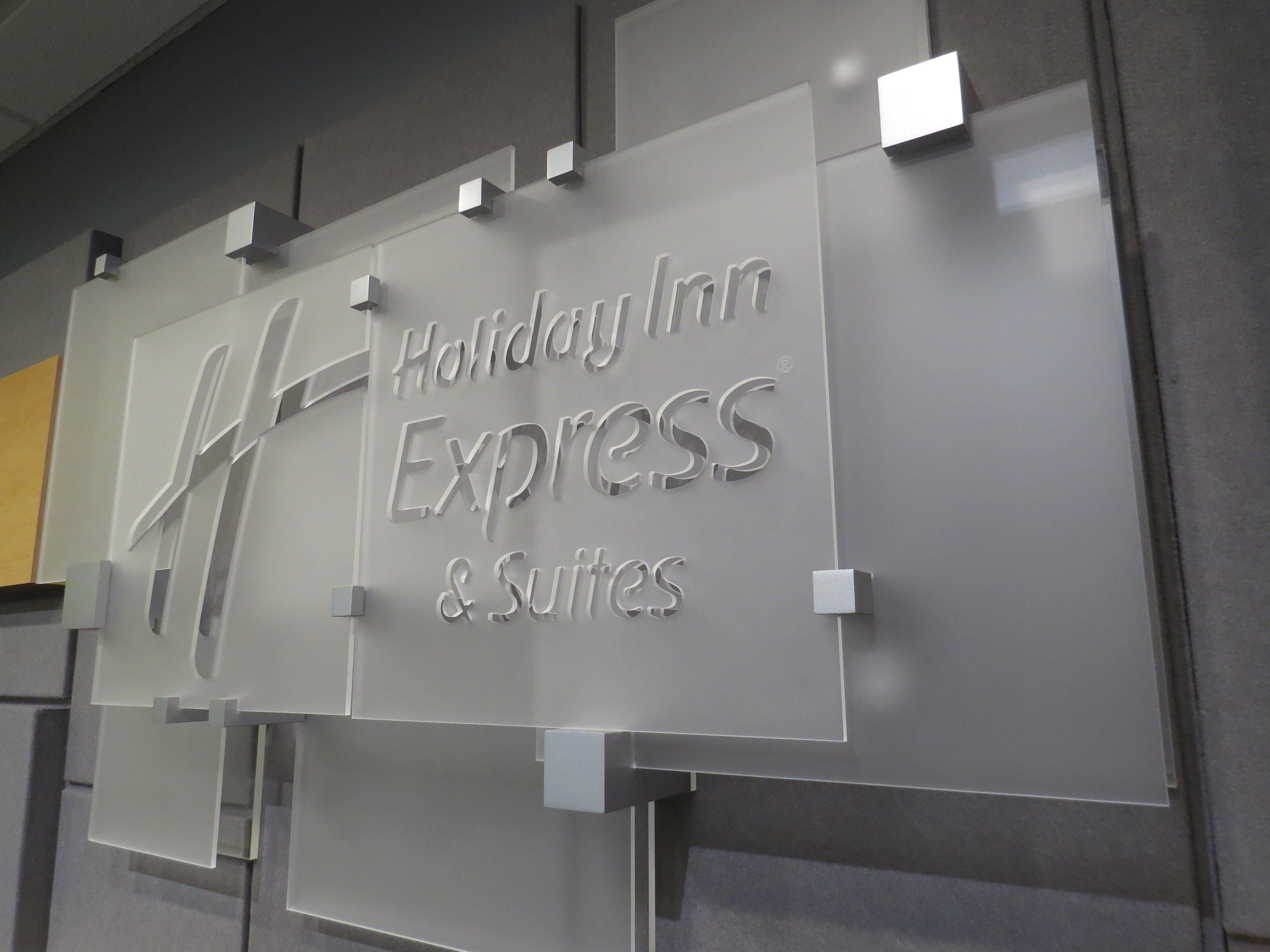 Holiday Inn Express - Spring Hill By Ihg Exterior foto