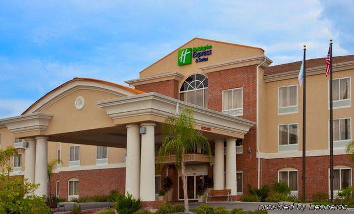 Holiday Inn Express - Spring Hill By Ihg Exterior foto