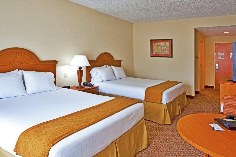 Holiday Inn Express - Spring Hill By Ihg Exterior foto